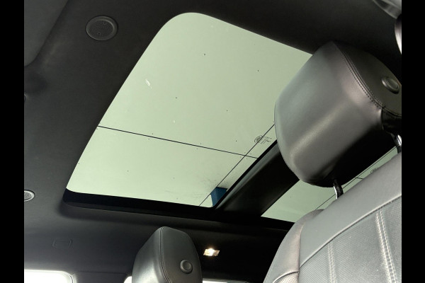 Land Rover Range Rover Evoque 1.5 P300e AWD R-Dynamic | Panoramadak | Elek. Wegklapbare Trekhaak | Cold Climate Pack | Elek. achterklep | Dodehoeksensoren | Adaptive Cruise |