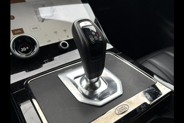 Land Rover Range Rover Evoque 1.5 P300e AWD R-Dynamic | Panoramadak | Elek. Wegklapbare Trekhaak | Cold Climate Pack | Elek. achterklep | Dodehoeksensoren | Adaptive Cruise |