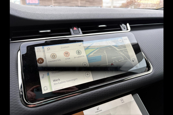 Land Rover Range Rover Evoque 1.5 P300e AWD R-Dynamic | Panoramadak | Elek. Wegklapbare Trekhaak | Cold Climate Pack | Elek. achterklep | Dodehoeksensoren | Adaptive Cruise |