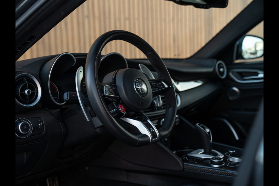 Alfa Romeo Giulia 2.9 V6 Quadrifoglio MY22 | Harman/Kardon | Adapt. cruise