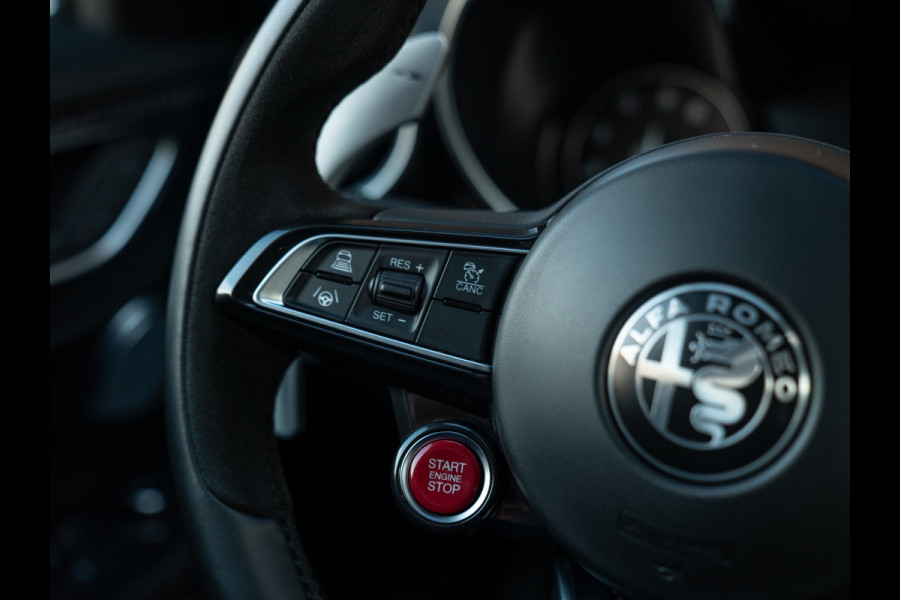 Alfa Romeo Giulia 2.9 V6 Quadrifoglio MY22 | Harman/Kardon | Adapt. cruise
