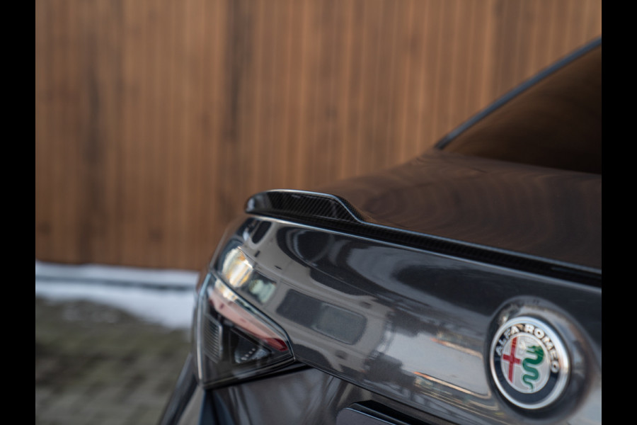 Alfa Romeo Giulia 2.9 V6 Quadrifoglio MY22 | Harman/Kardon | Adapt. cruise
