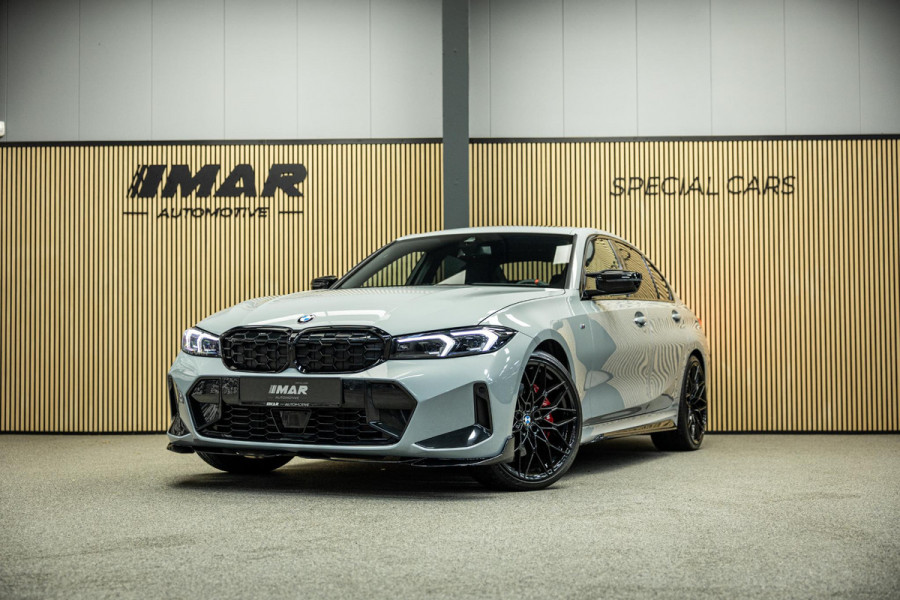 BMW 3-serie M340i xDrive | M-Performance Pack | M-stoelen | Head-Up | Carbon inleg | 20'' velgen | Sportstuur |