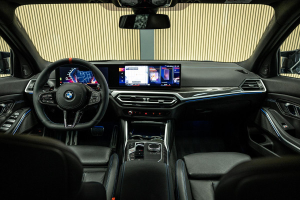 BMW 3-serie M340i xDrive | M-Performance Pack | M-stoelen | Head-Up | Carbon inleg | 20'' velgen | Sportstuur |