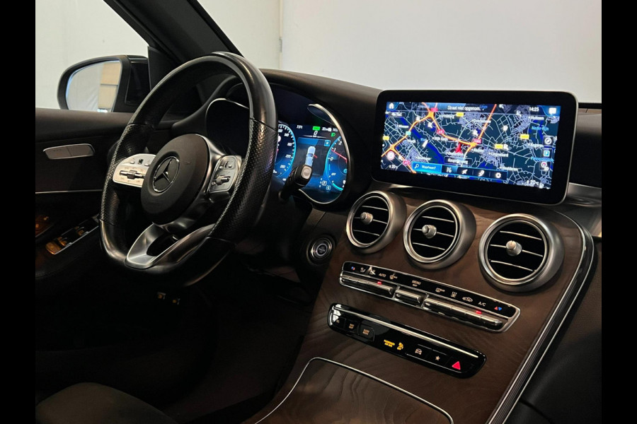 Mercedes-Benz GLC 300e / AMG / Burmester / CarPlay / Keyless
