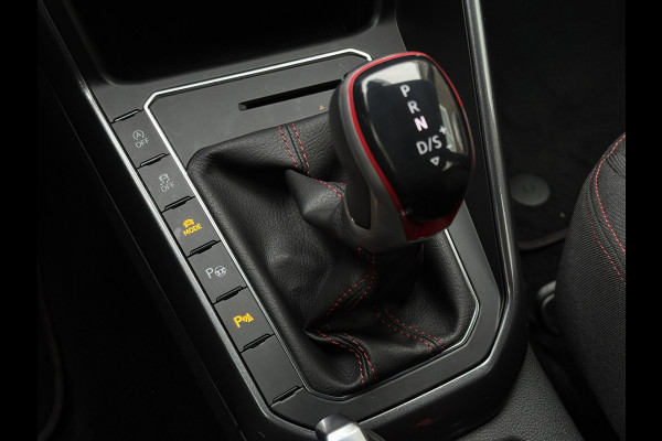 Volkswagen Polo 2.0 TSI GTI TSI 210PK DSG GTI-SPORT CARPLAY/LED/NAVI FABRIEKSGARANTIE