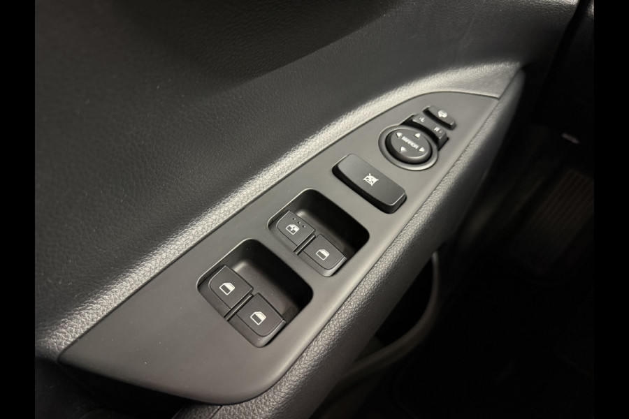 Kia Stonic 1.0 T-GDi 100PK MHEV DynamicLine 7.jr-garantie/Camera/Trekhaak/Navigatie/Keyfree