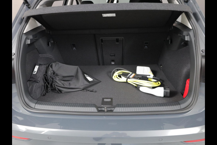 Volkswagen Golf Life Edition 1.5 eHybrid 150 kW / 204 PK Hatchback
