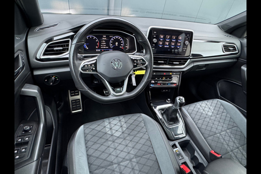 Volkswagen T-Roc 1.0 TSI R-Line * Panorama * Adaptieve Cruise Control * Carplay *