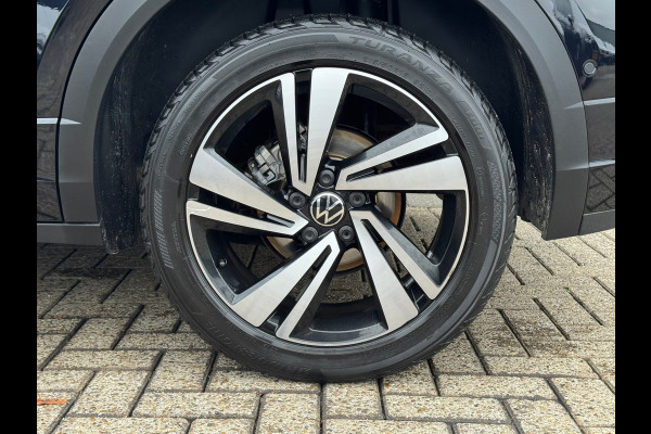 Volkswagen T-Roc 1.0 TSI R-Line * Panorama * Adaptieve Cruise Control * Carplay *