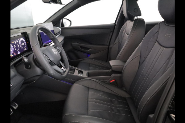 Volkswagen T-Roc R-Line First Edition 1.5 eTSI 110 kW / 150 PK SUV