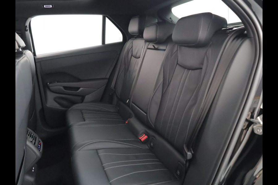 Volkswagen T-Roc R-Line First Edition 1.5 eTSI 110 kW / 150 PK SUV