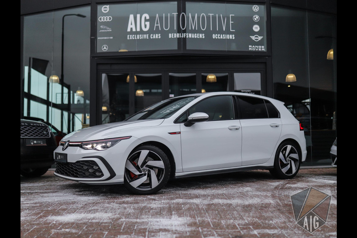 Volkswagen Golf 2.0 TSI GTI IQ-Light | Camera | Stuur/Stoelverw. | ACC