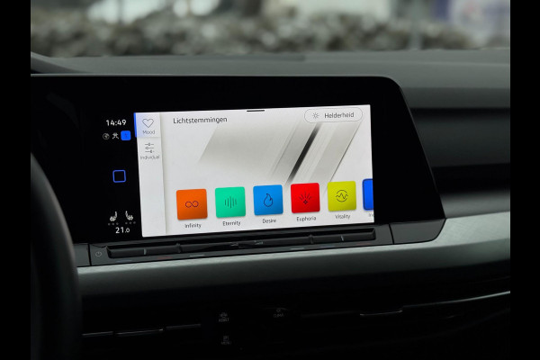 Volkswagen Golf 1.0 TSI Life | Navi, ACC, Airco, Stuur + Stoelverw, Carplay/Android | Dealeronderhouden | NAP |