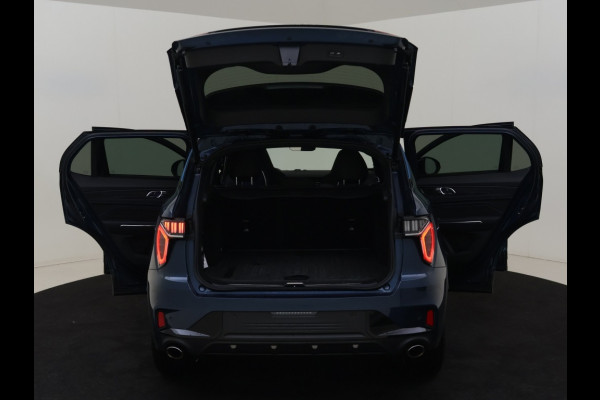 Lynk & Co 01 262PK PLUGIN HYBRID | PANO | 1.800KG TREKGEWICHT | 2023