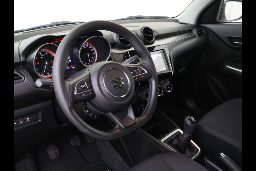 Suzuki Swift 1.2 Style Smart HYBRID | CARPLAY | CAMERA | 4161KM!