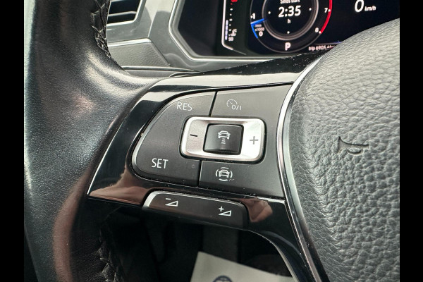 Volkswagen Tiguan Allspace 1.5 TSI Highline Business R 7p. l PANO l TREKHAAK