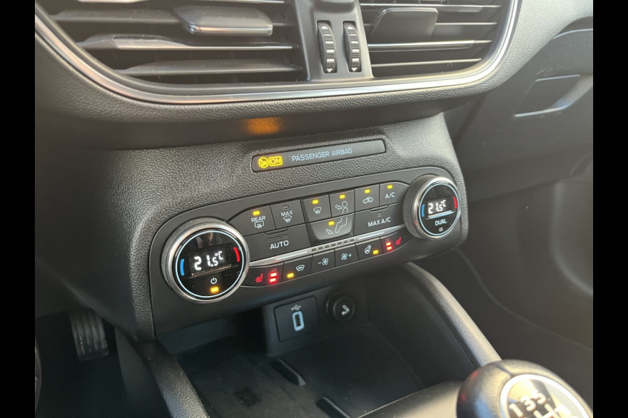 Ford FOCUS Wagon 1.0 EcoB. Active Bns TREKHAAK! WINTERPACK! DESIGNPACK