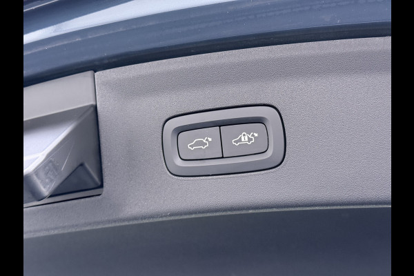 Polestar 2 408PK AWD Long Range Dual Motor 78kWh SOH 93% Trekhaak Adap.Cruise HarmanKardon®-Audio Panoramadak Apple Carplay Android Auto Na Elek.Achterklep/Stoelen Lmv 19" Google Maps Keyless Led Origineel Nederlandse Auto Dealeronderhouden 4WD