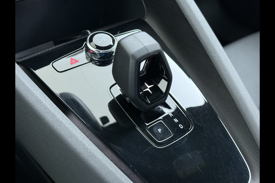 Polestar 2 408PK AWD Long Range Dual Motor 78kWh SOH 93% Trekhaak Adap.Cruise HarmanKardon®-Audio Panoramadak Apple Carplay Android Auto Na Elek.Achterklep/Stoelen Lmv 19" Google Maps Keyless Led Origineel Nederlandse Auto Dealeronderhouden 4WD