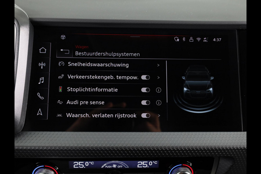 Audi A1 Sportback 25 TFSI S edition 95pk | Parkeerhulp plus | Automatische airco | Navigatie via App | 17 inch lichtmetalen velgen | Dak in contrast kleur