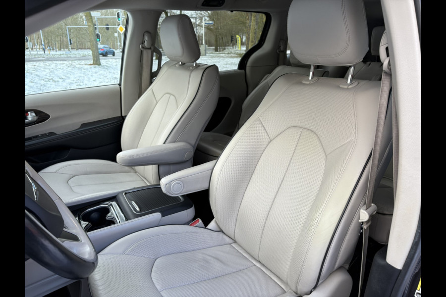 Chrysler Grand Voyager 3.6 V6 Hybrid PHEV LIMITED