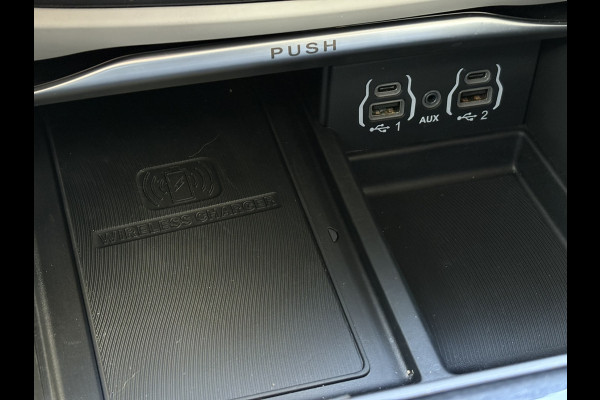 Lancia Voyager 3.6 V6 Hybrid PHEV LIMITED