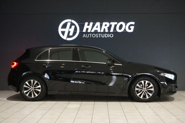 Mercedes-Benz A-Klasse 180 136PK + WIDE SCREEN / CAMERA / STOELVERWARMING /