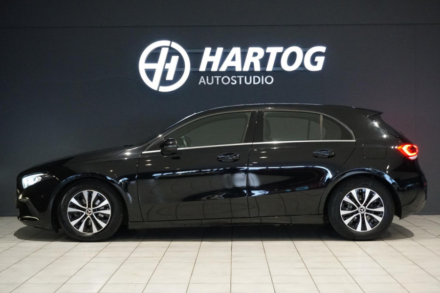 Mercedes-Benz A-Klasse 180 136PK + WIDE SCREEN / CAMERA / STOELVERWARMING /