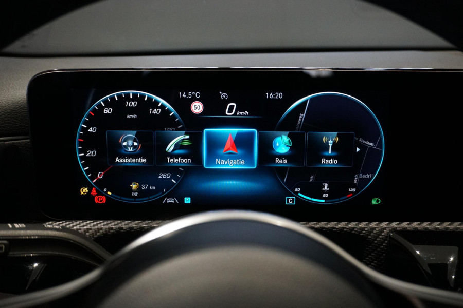 Mercedes-Benz A-Klasse 180 136PK + WIDE SCREEN / CAMERA / STOELVERWARMING /