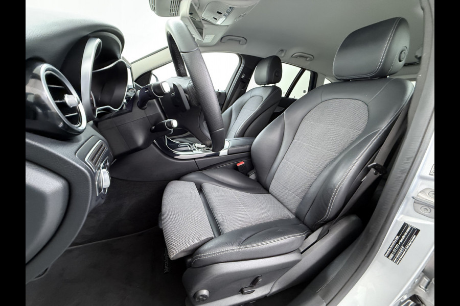 Mercedes-Benz C-Klasse Estate 180T 157PK Automaat Premium Plus Trekhaak Adap.Cruise Distronic Plus Navi Ecc Pdc Led Stoelverwarming Elek.Stoelen Elek.Achterklep Isofix Lmv 19" Bluetooth