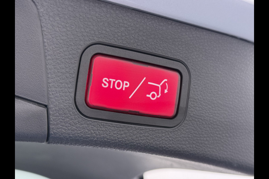 Mercedes-Benz C-Klasse Estate 180T 157PK Automaat Premium Plus Trekhaak Adap.Cruise Distronic Plus Navi Ecc Pdc Led Stoelverwarming Elek.Stoelen Elek.Achterklep Isofix Lmv 19" Bluetooth