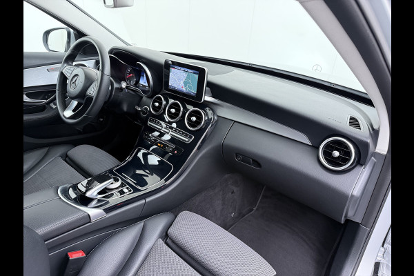 Mercedes-Benz C-Klasse Estate 180T 157PK Automaat Premium Plus Trekhaak Adap.Cruise Distronic Plus Navi Ecc Pdc Led Stoelverwarming Elek.Stoelen Elek.Achterklep Isofix Lmv 19" Bluetooth