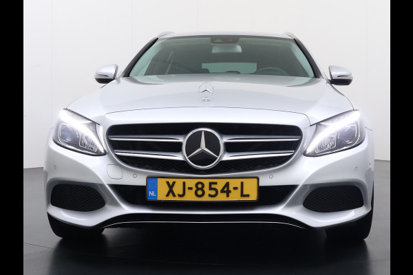 Mercedes-Benz C-Klasse Estate 180T 157PK Automaat Premium Plus Trekhaak Adap.Cruise Distronic Plus Navi Ecc Pdc Led Stoelverwarming Elek.Stoelen Elek.Achterklep Isofix Lmv 19" Bluetooth