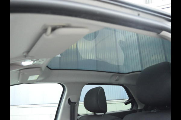 Citroën C4 Cactus 1.2 PureTech Shine TREKHAAK | NAVIGATIE & CARPLAY | CAMERA MET SENSOREN | E.C.C. |