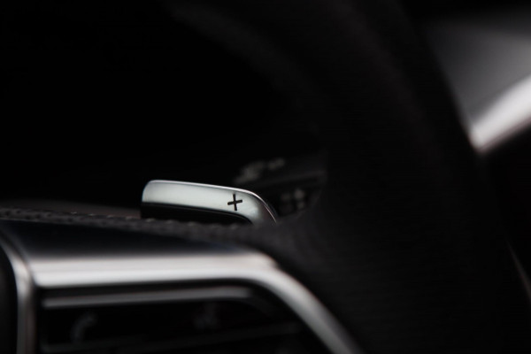 Audi A6 Avant 55 TFSI e 3x S Line Quattro Competition / PANO / MEMORY / B&O / KEYLESS / CAMERA