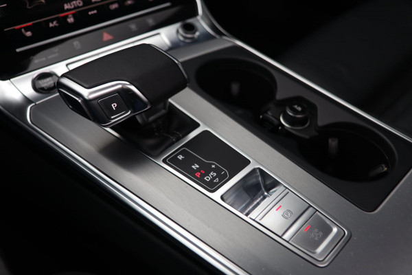 Audi A6 Avant 55 TFSI e 3x S Line Quattro Competition / PANO / MEMORY / B&O / KEYLESS / CAMERA