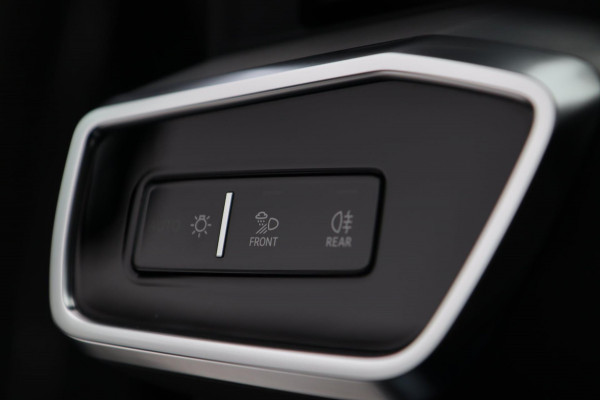 Audi A6 Avant 55 TFSI e 3x S Line Quattro Competition / PANO / MEMORY / B&O / KEYLESS / CAMERA