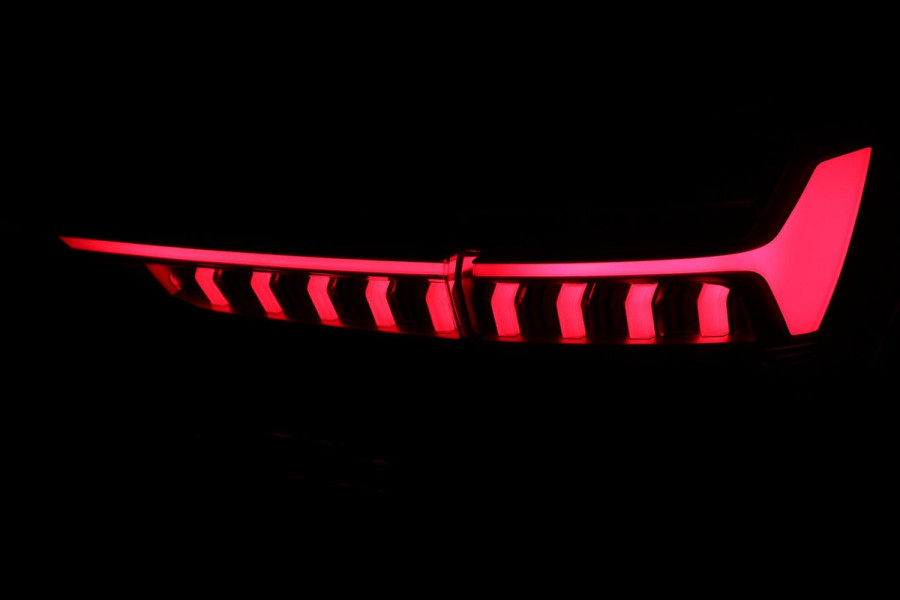 Audi A6 Avant 55 TFSI e 3x S Line Quattro Competition / PANO / MEMORY / B&O / KEYLESS / CAMERA