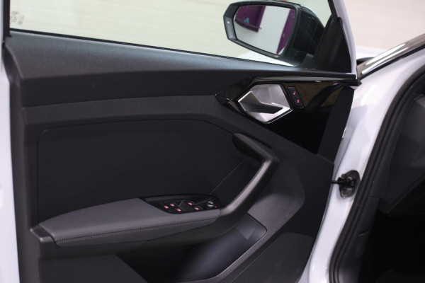 Audi A1 Sportback 35 TFSI S-Line *Led*Keyless*Carplay*Stoelverwarming*