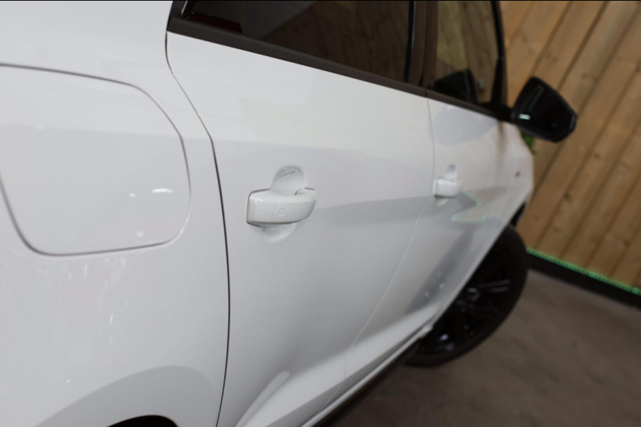 Audi A1 Sportback 35 TFSI S-Line *Led*Keyless*Carplay*Stoelverwarming*
