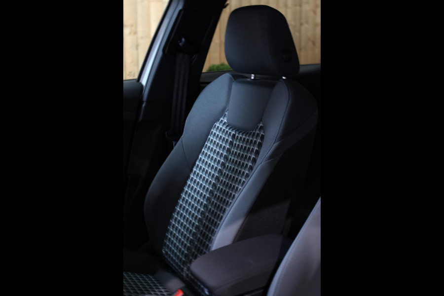 Audi A1 Sportback 35 TFSI S-Line *Led*Keyless*Carplay*Stoelverwarming*