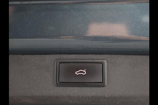 Škoda ENYAQ iV 80 + 360 CAMERA | ADAPTIVE CRUISE | TREKHAAK | SFEERVERLICHTING | CARPLAY | STUURVERW.