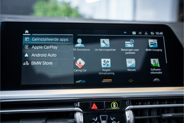 BMW 3-serie 330e High Executive - M Sport | Panorama | H&K | Memory | ACC