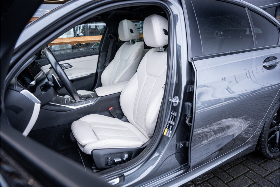 BMW 3-serie 330e High Executive - M Sport | Panorama | H&K | Memory | ACC
