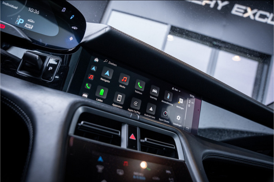 Porsche Taycan Performance 84 kWh - Origineel NL | Panorama | Sport Chrono + | Bose | Memory | Lift