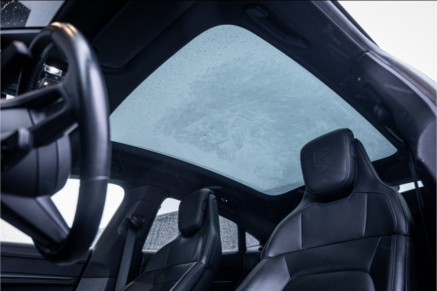 Porsche Taycan Performance 84 kWh - Origineel NL | Panorama | Sport Chrono + | Bose | Memory | Lift