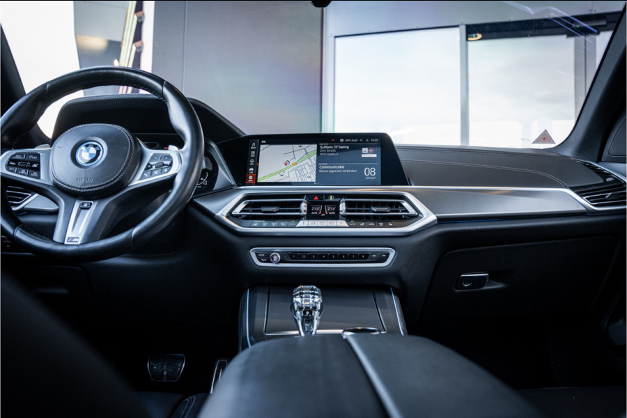 BMW X5 xDrive45e High Executive - M Sport | Dravitgrau | Kuipstoelen | Panorama | Memory