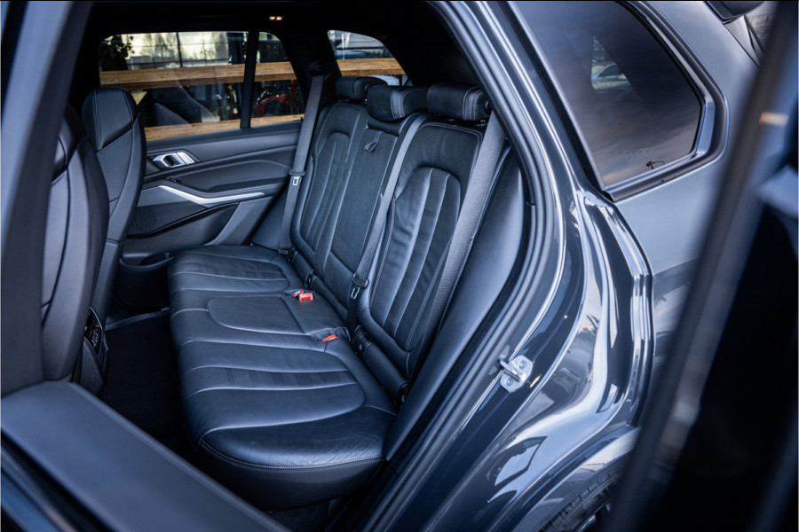 BMW X5 xDrive45e High Executive - M Sport | Dravitgrau | Kuipstoelen | Panorama | Memory
