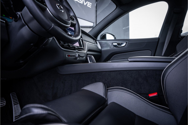 Volvo XC60 2.0 Recharge T8 AWD R-Design - Luchtvering | Panorama | H&K | Memory | 360 Camera
